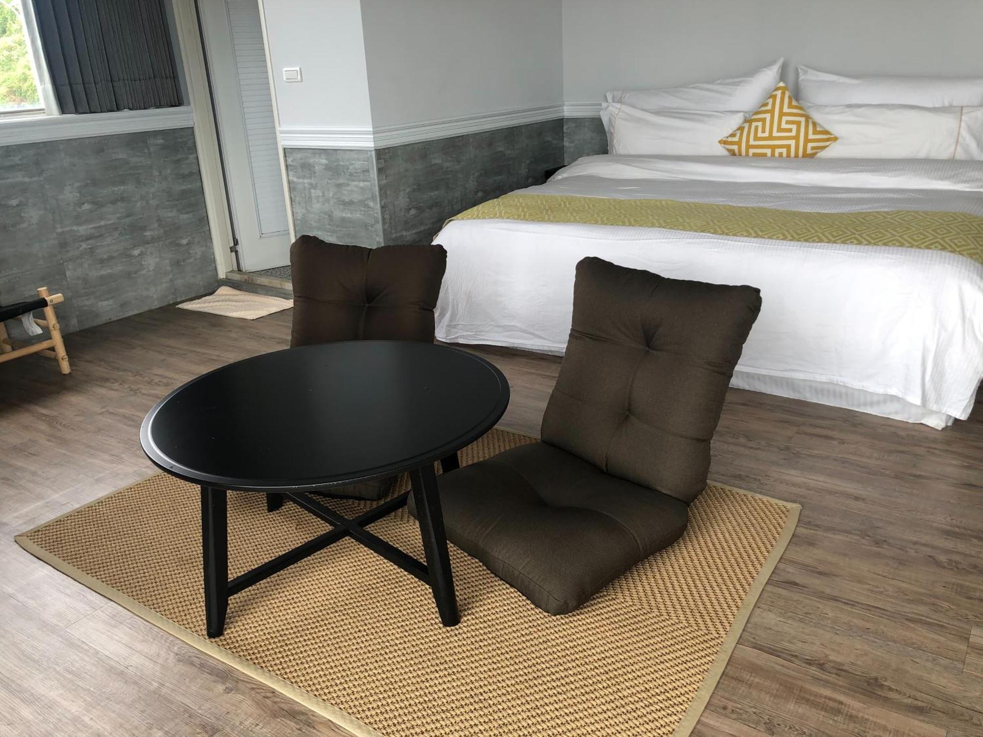 Chill Chill House Hotel Shimen Bagian luar foto