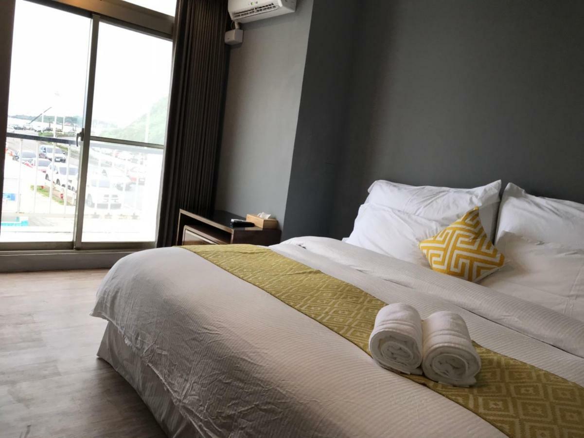 Chill Chill House Hotel Shimen Bagian luar foto